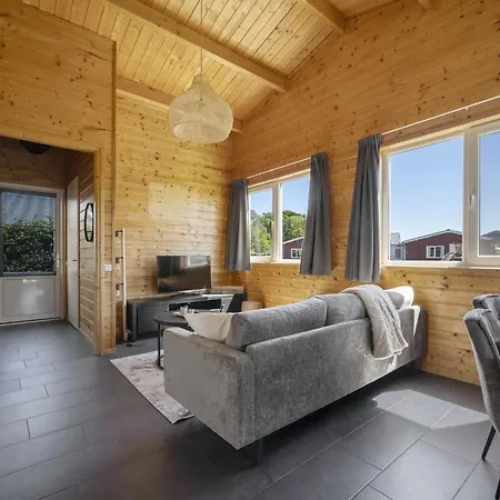 Дом отдыха Country With Shared Pool Someren-Heide